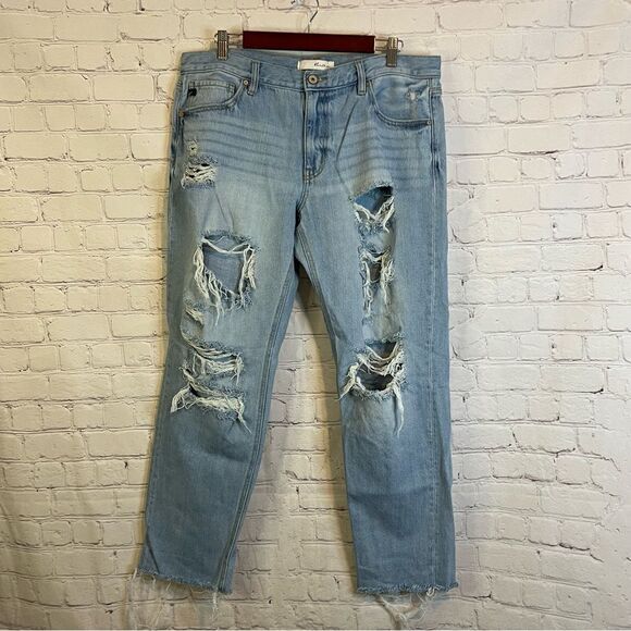 KanCan Mid Rise Distressed Lightwash Mon Jeans size 15/31 - Picture 1 of 8